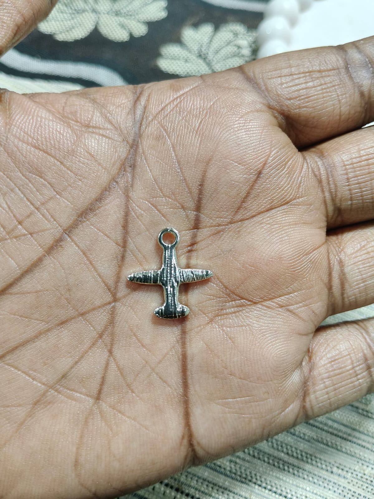 NAGNESHI Airplane Black Jewelry Charms, Enamel Plane Pendants for Travel-Themed Bracelets and Keychains