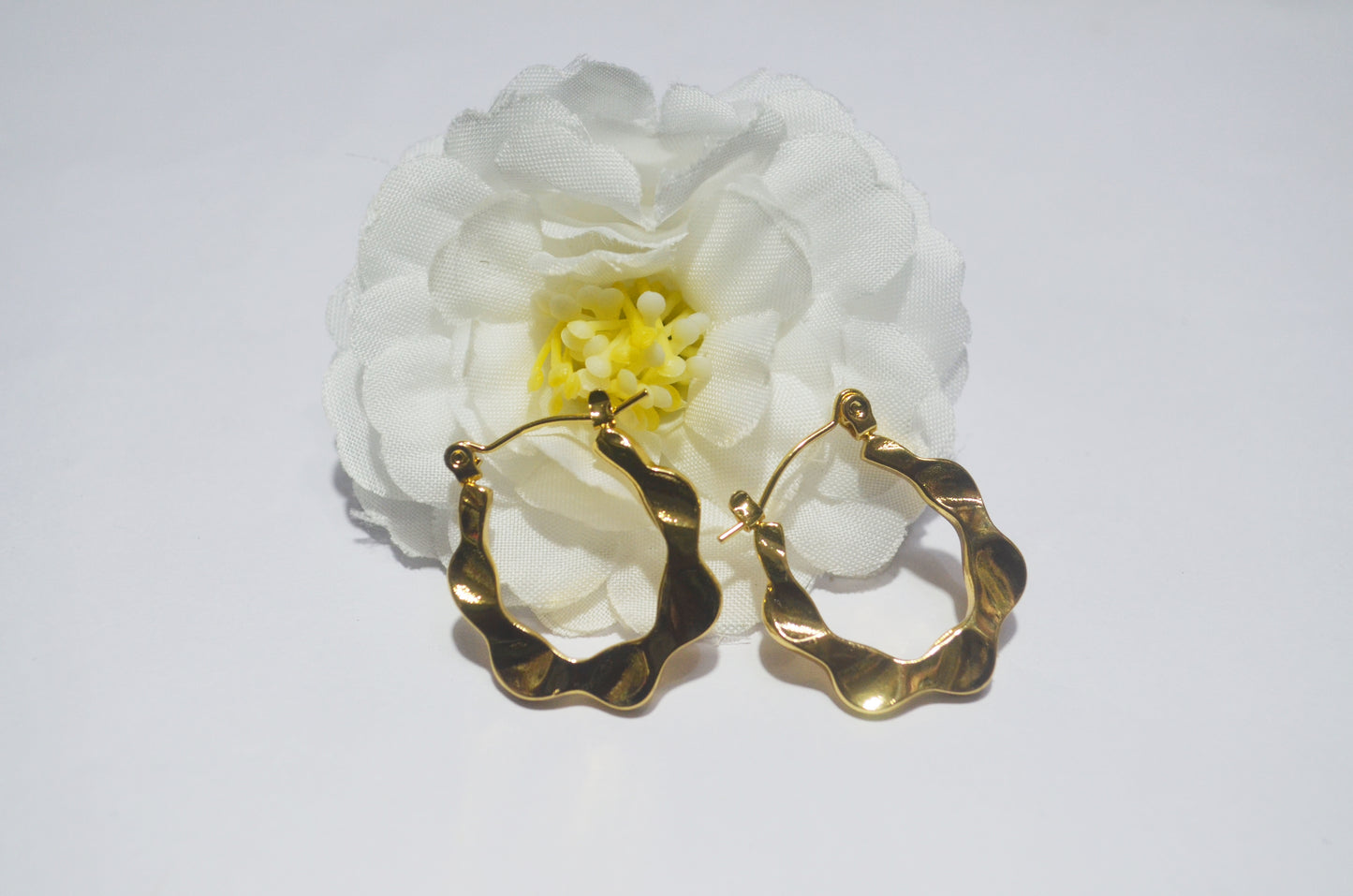 Anti Tarnish Wavy Sculptural Hoop Earrings