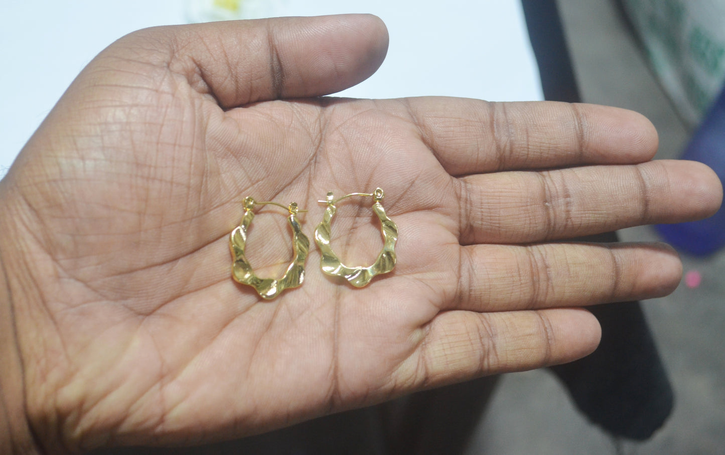 Anti Tarnish Wavy Sculptural Hoop Earrings