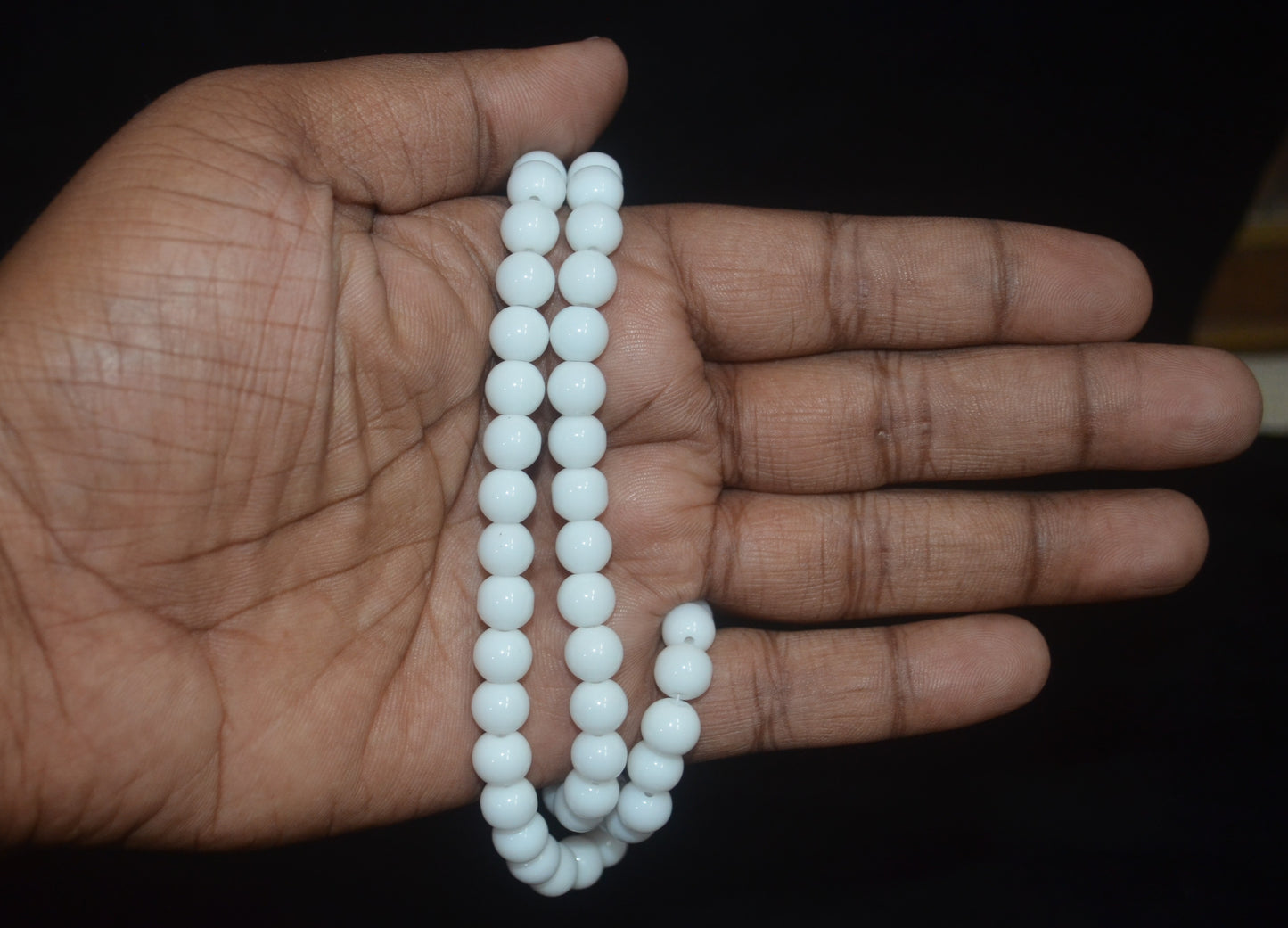 White glass beads 8 mm (Pack of 5)