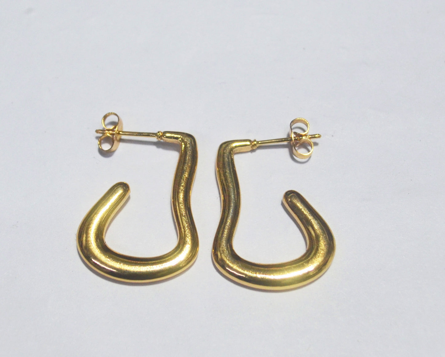 Anti Tarnish Gold-Tone Hook Design Earrings – Elegant New Lightweight