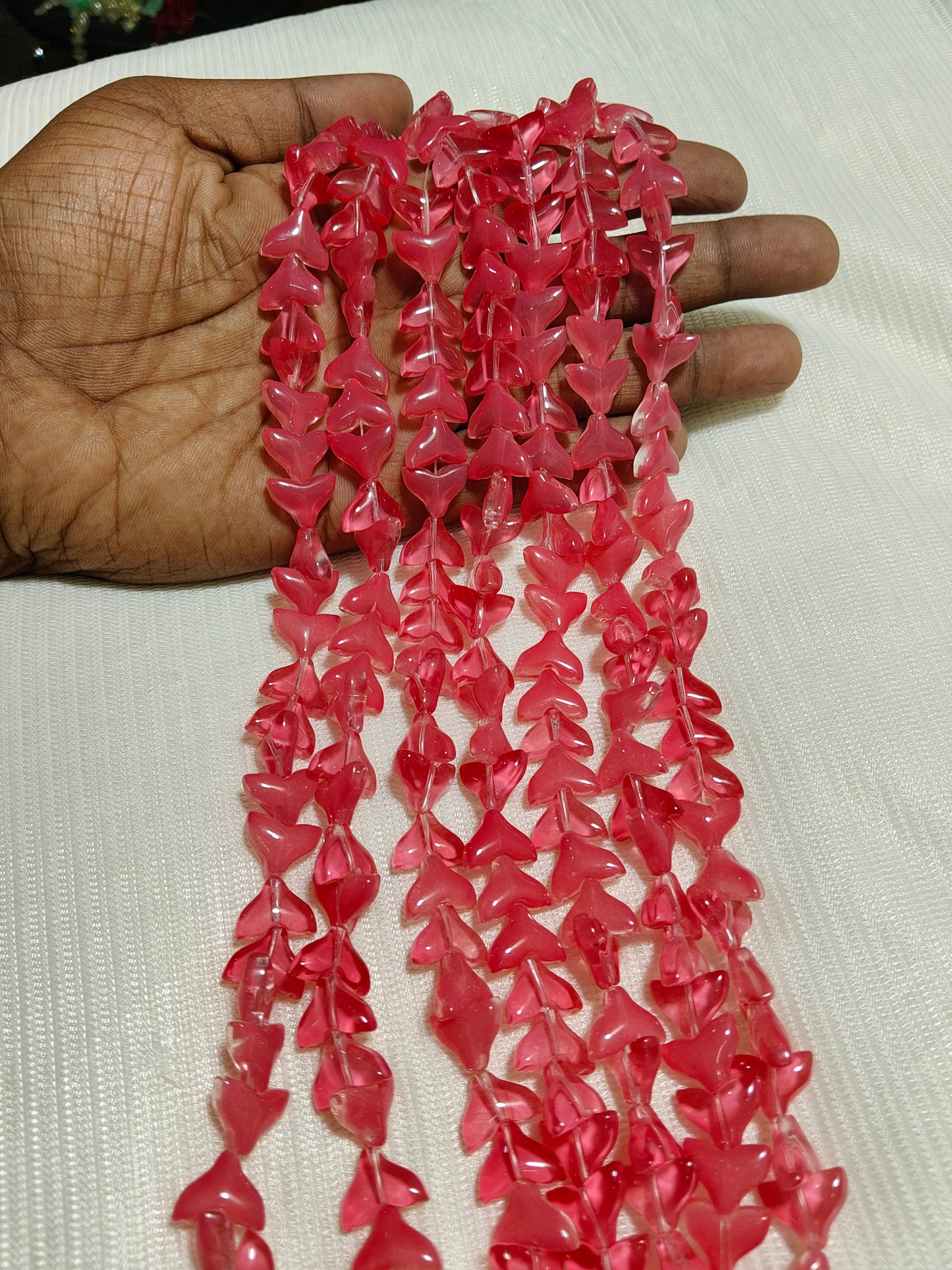 30-Piece Sizzling Red Fish Tail Beads (Single Strings)