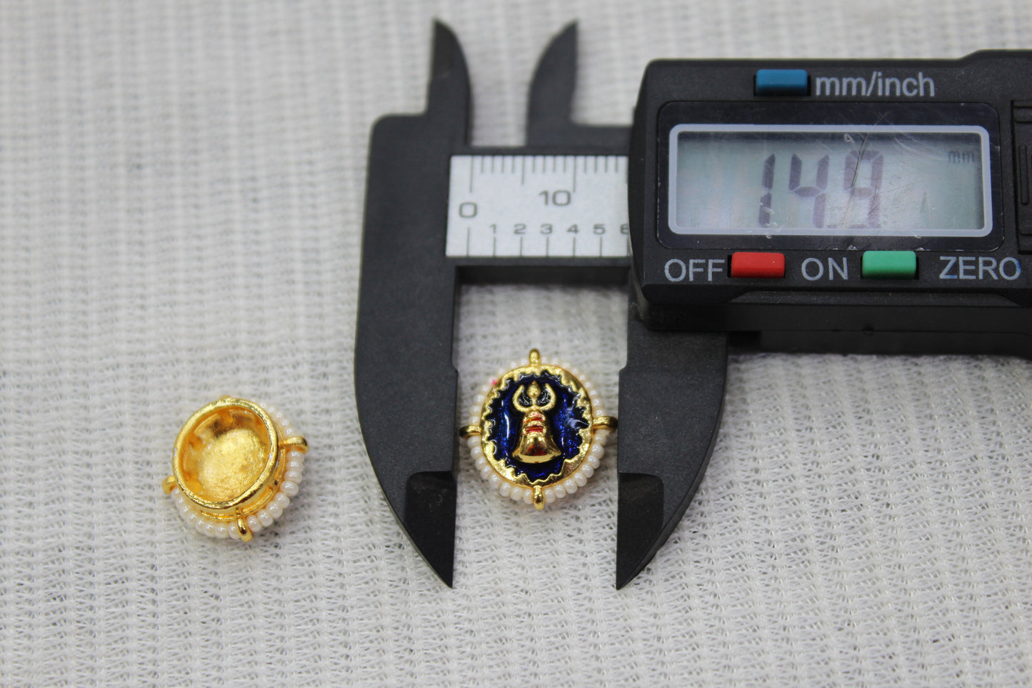 Rakhi kundan