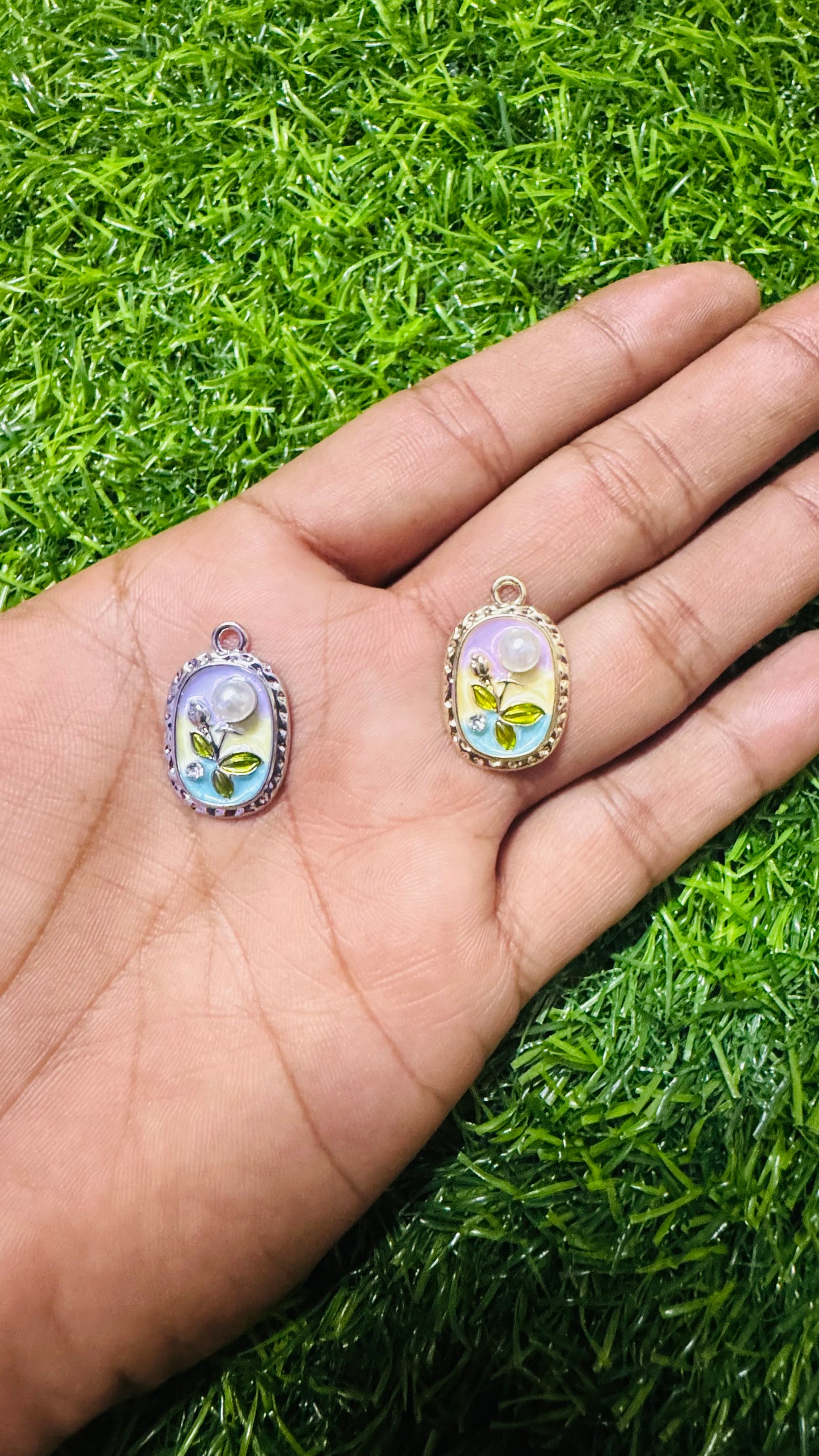 Flower Charms, Anti tarnish Jewelry, Pendant - Available Gold & Silver