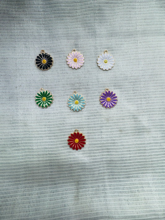 Enamel   Daisy Flower Charms