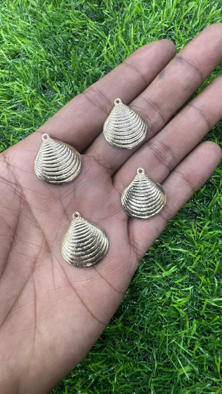 Shiny Gold Textured Seashell Charms - Pack of 5