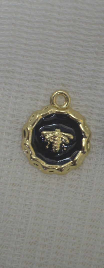 Anti-Tarnish Antique charm - Available in Gold & Silver