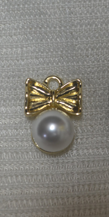 Anti-Tarnish small bow with pearl charm - Available in Gold & Silver