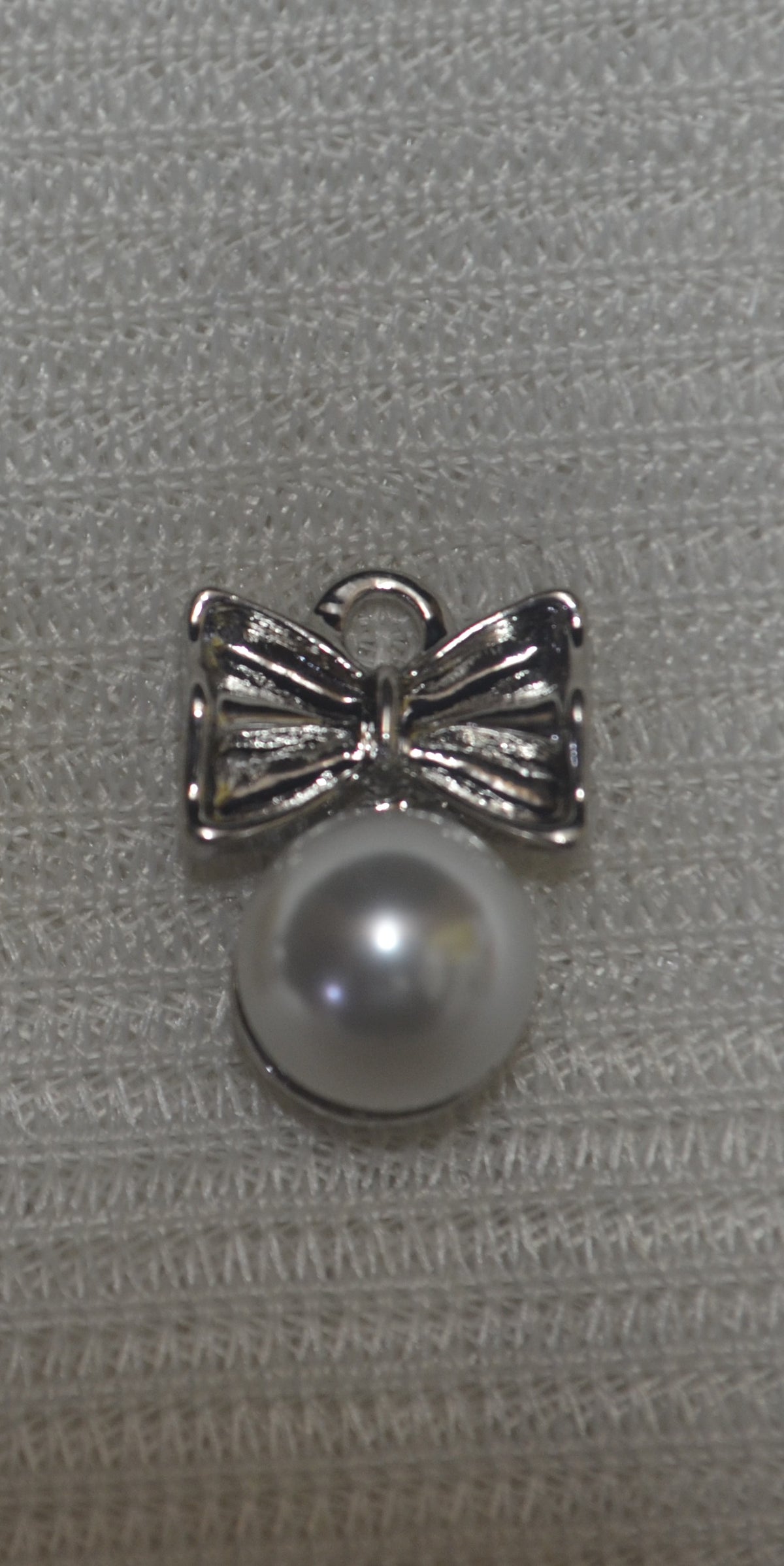 Anti-Tarnish small bow with pearl charm - Available in Gold & Silver