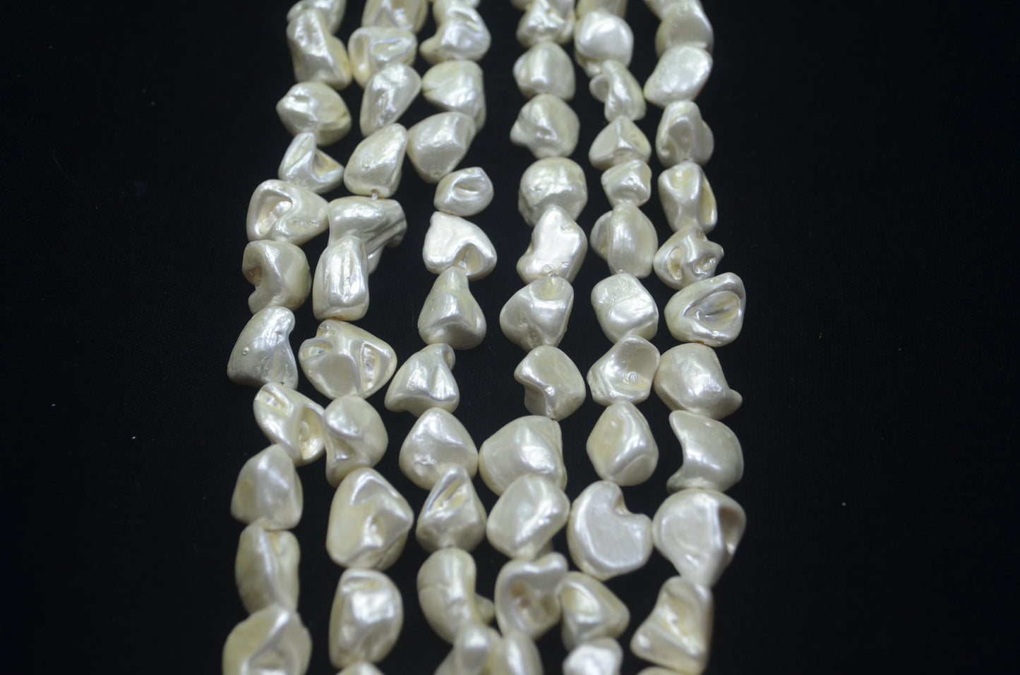 Shall pearl multi Ofwhite