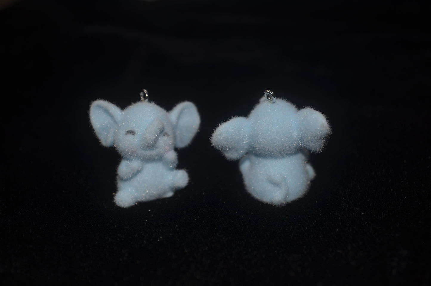 Creative Elegant Trendy  Cut  Phone Charms and pendant