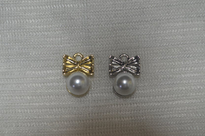 Anti-Tarnish small bow with pearl charm - Available in Gold & Silver