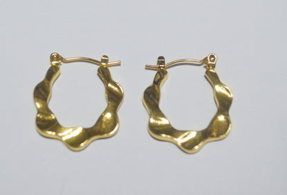 Anti Tarnish Wavy Sculptural Hoop Earrings