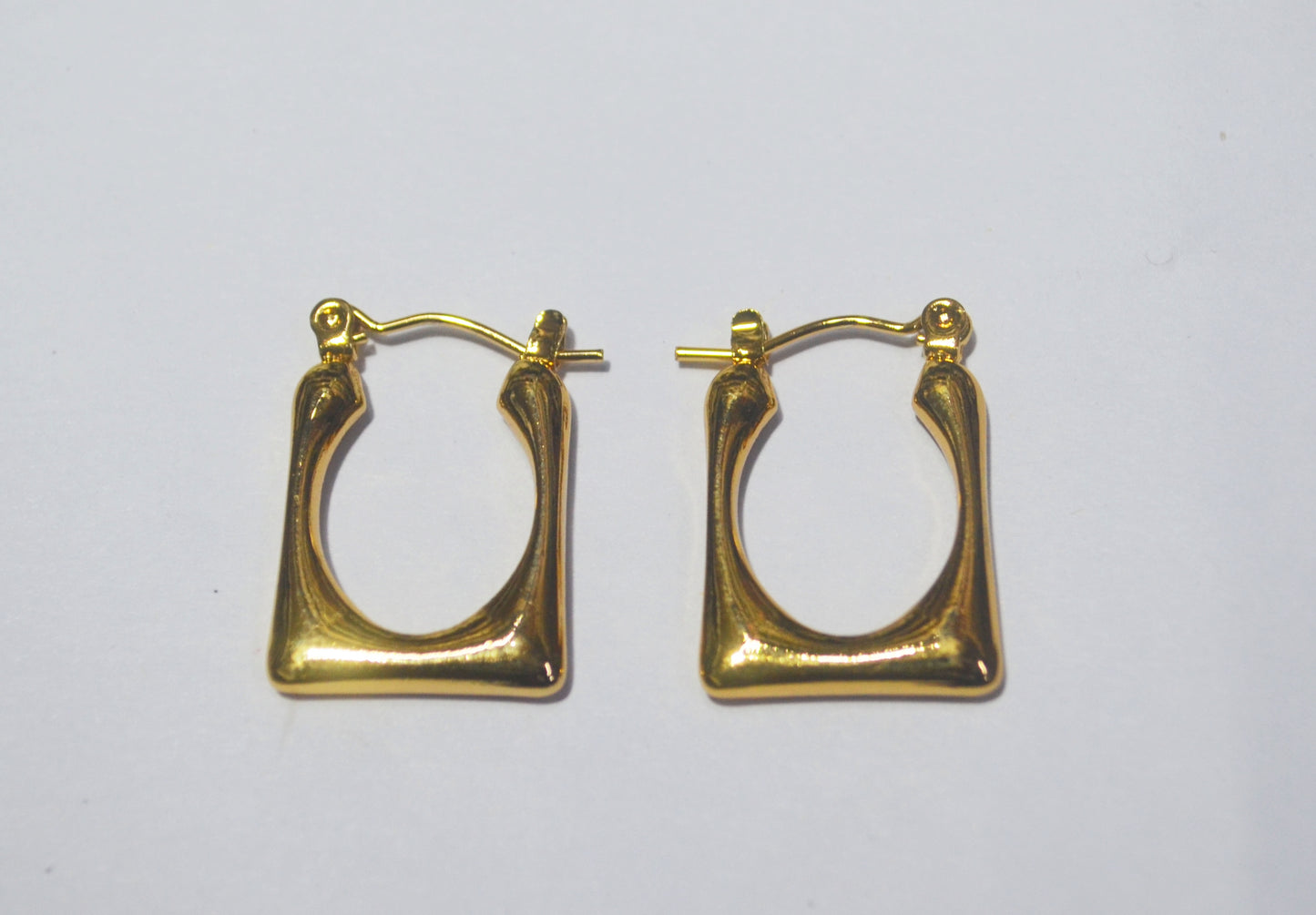 Anti Tarnish Sleek Modern Square Hoop Earrings