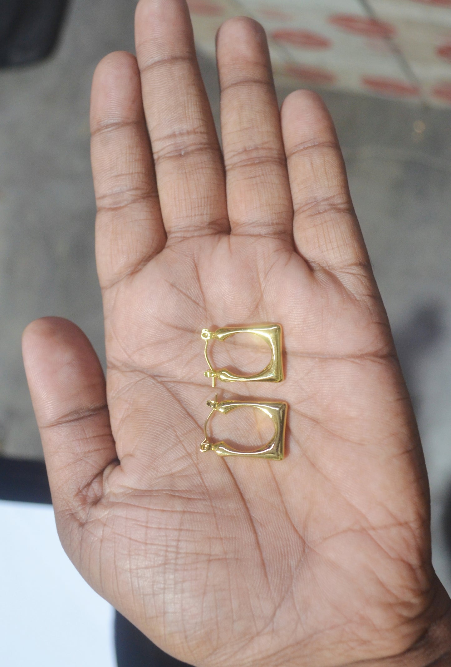 Anti Tarnish Sleek Modern Square Hoop Earrings