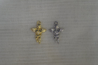 Anti-Tarnish lovely charm - Available in Gold & Silver