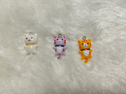 Cute Cat Charms for Kids comes in pack of 6