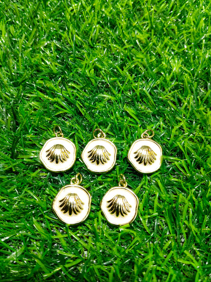 Anti-Tarnish Scallop Shell Charms | Gold & Pearlescent Enamel Pendants