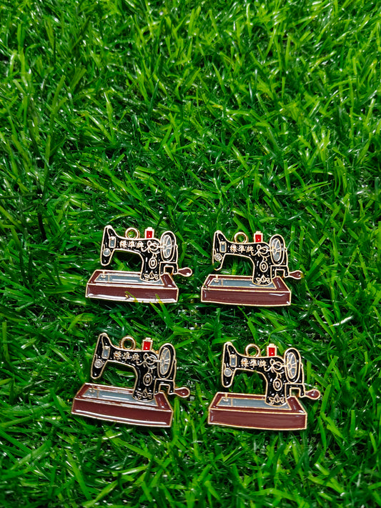 Vintage Sewing Machine Charm | Antique Look Enamel Craft Supply