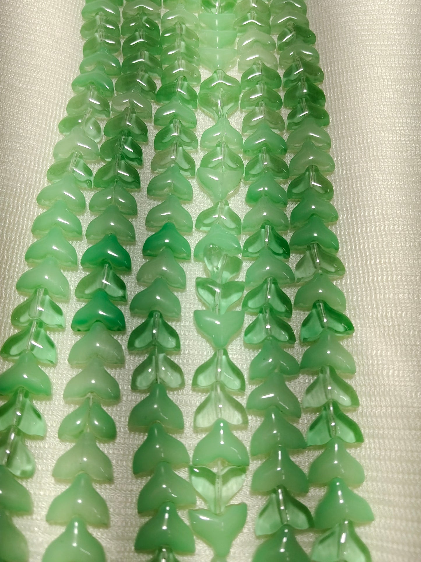 30-Piece Dual Tone Fish Tail Beads | Clear & Light Green Ocean Glass (Single Strings)