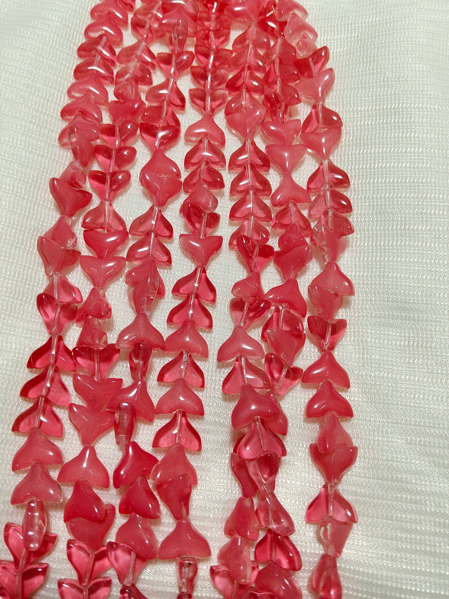 30-Piece Sizzling Red Fish Tail Beads (Single Strings)