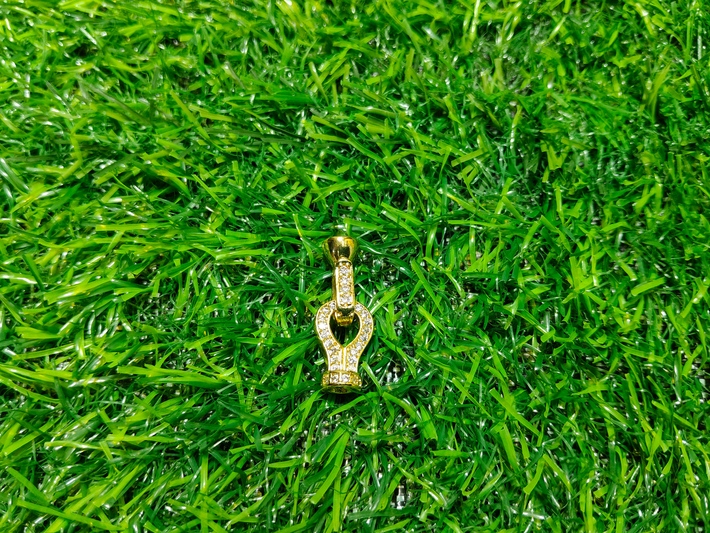 Unique Anti-Tarnish Loop Charm