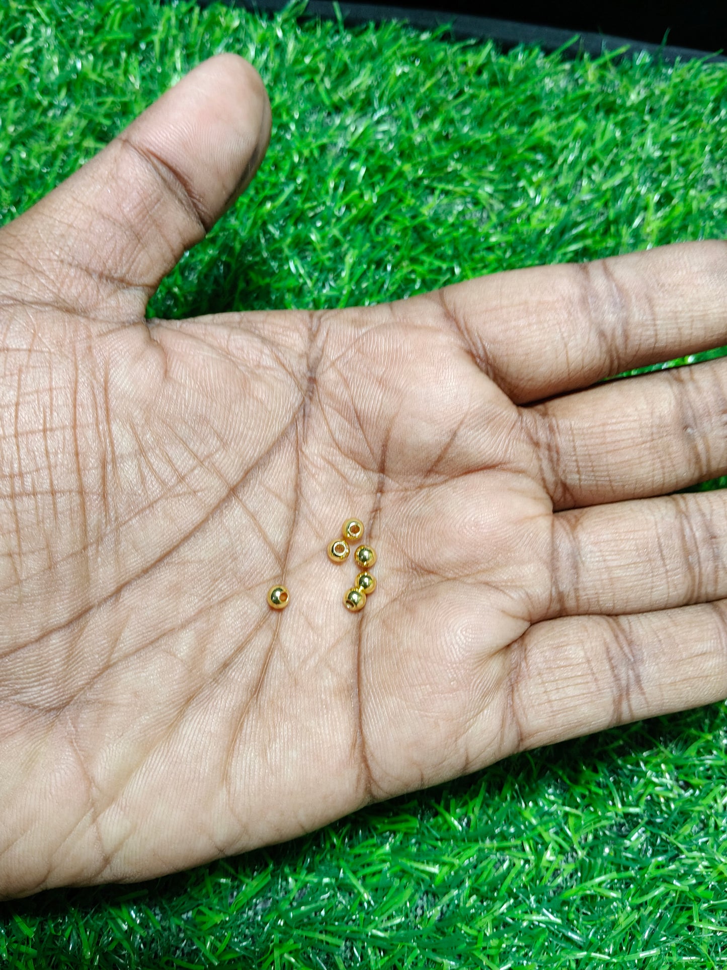 4mm Anti Tarnish 18k gold plated round bead (Pack of 100)