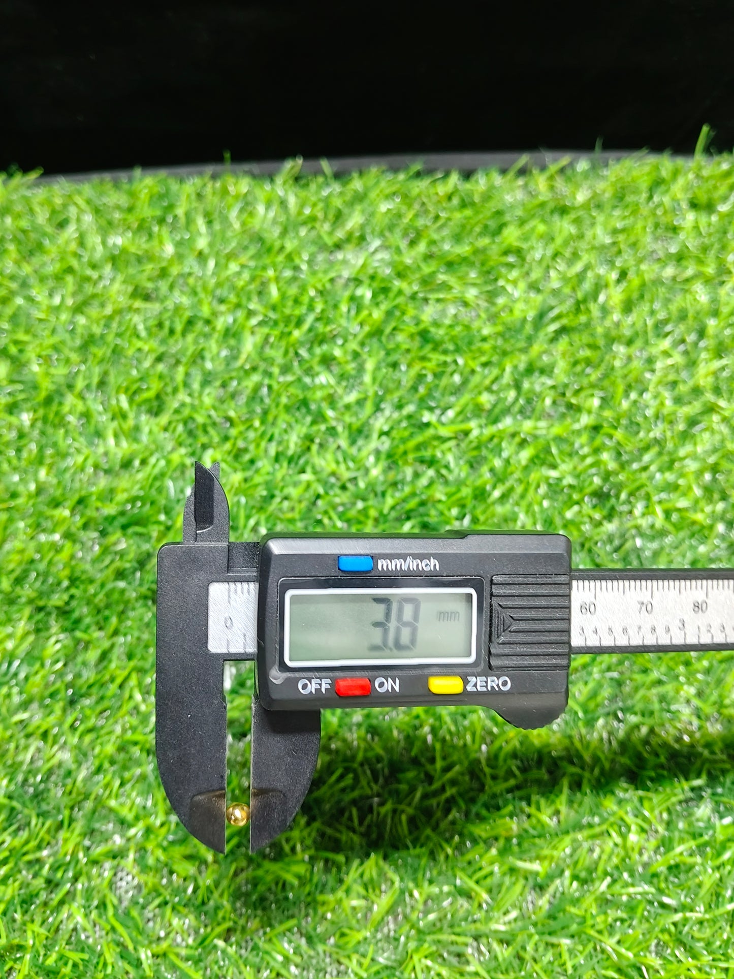 4mm Anti Tarnish 18k gold plated round bead (Pack of 100)