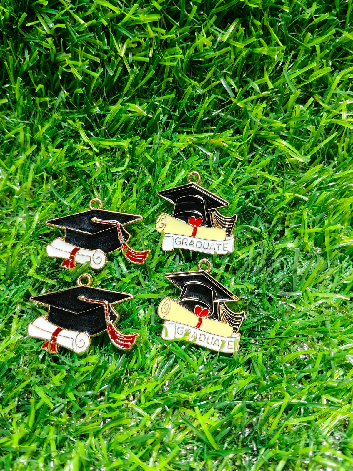 Pack of 5 Graduation Charms – Enamel Cap and Diploma Pendants for Jewelry Making & Crafts