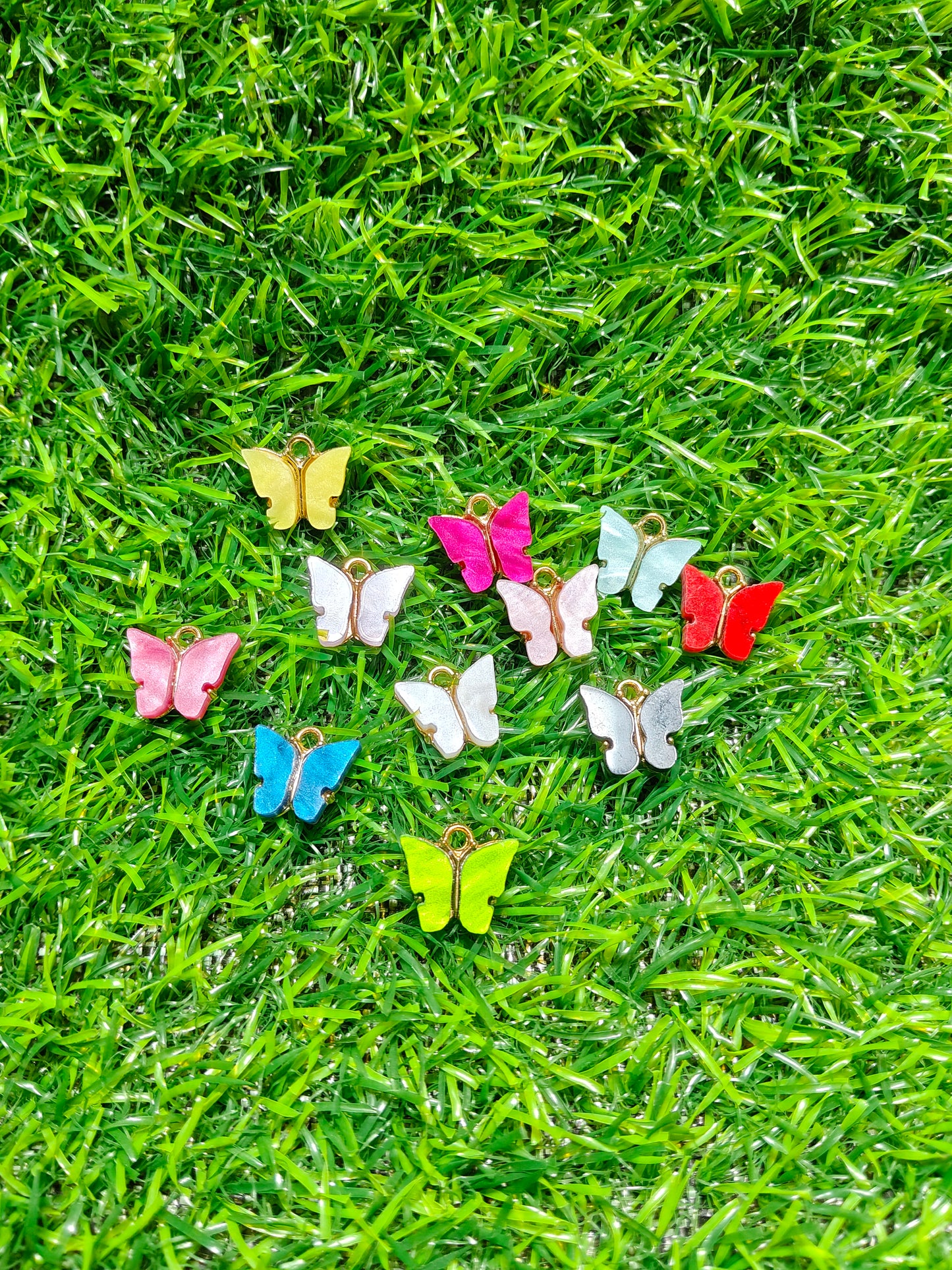 Pack of 100 Mixed Colour Butterfly Charms for Jewelry and DIY Crafts