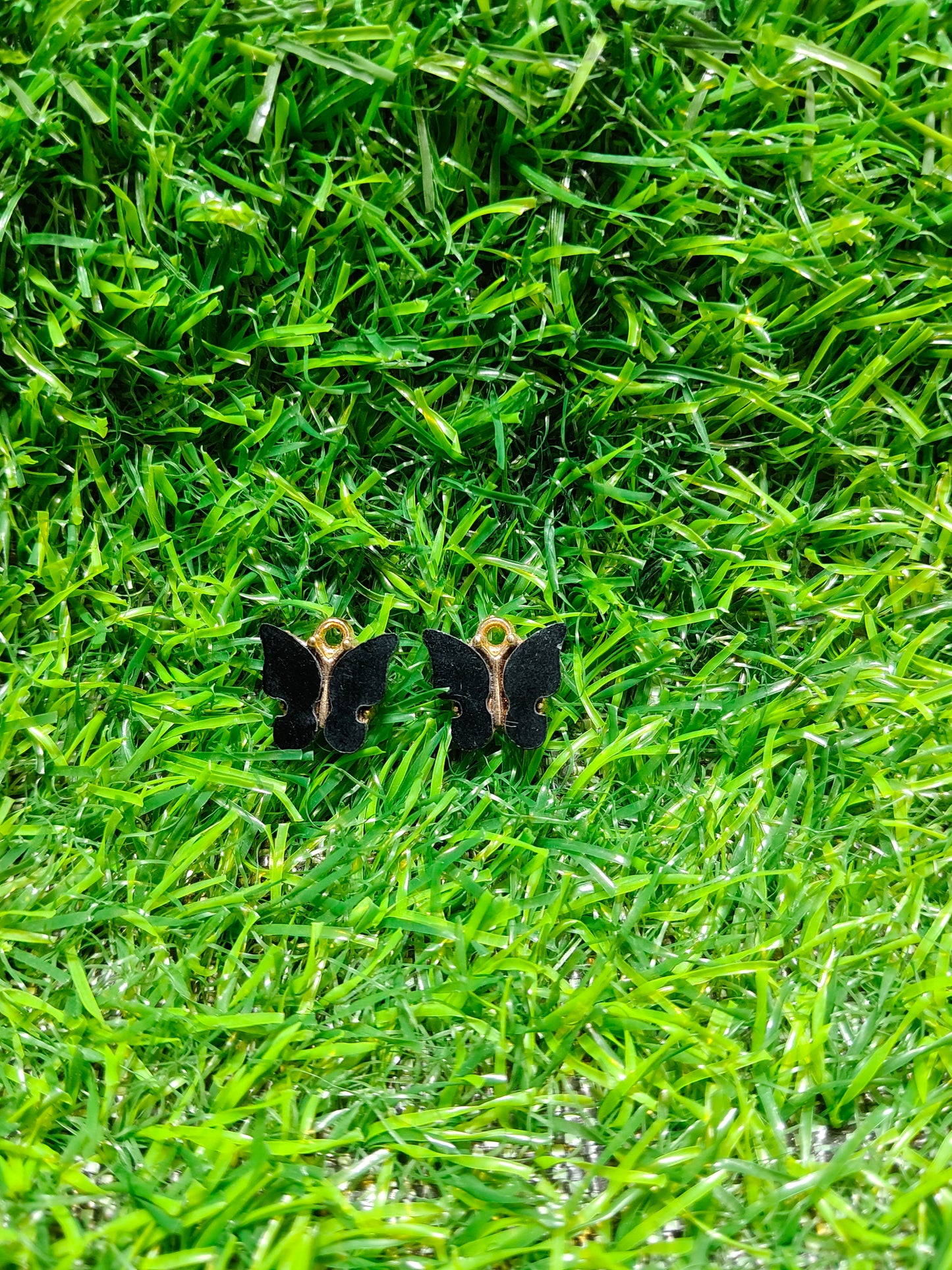 Pack of 100 Mixed Colour Butterfly Charms for Jewelry and DIY Crafts