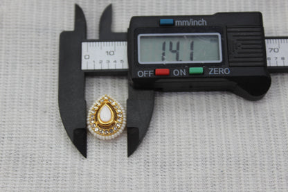 Rakhi Kundan Mop