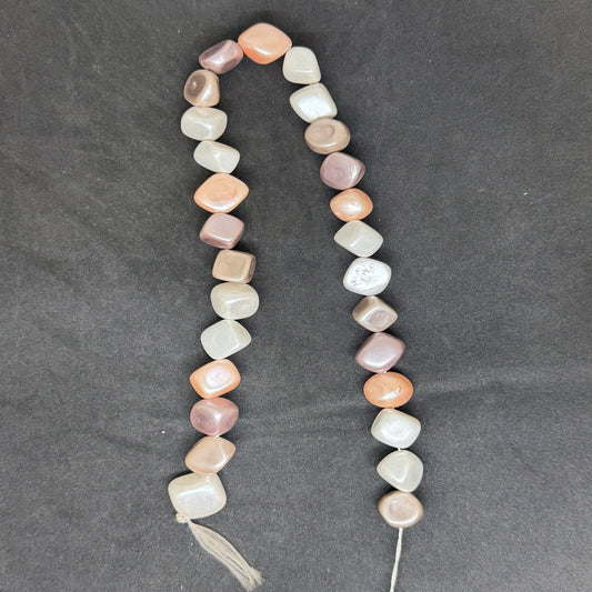 Elegant Jewelry making Shell Pearls