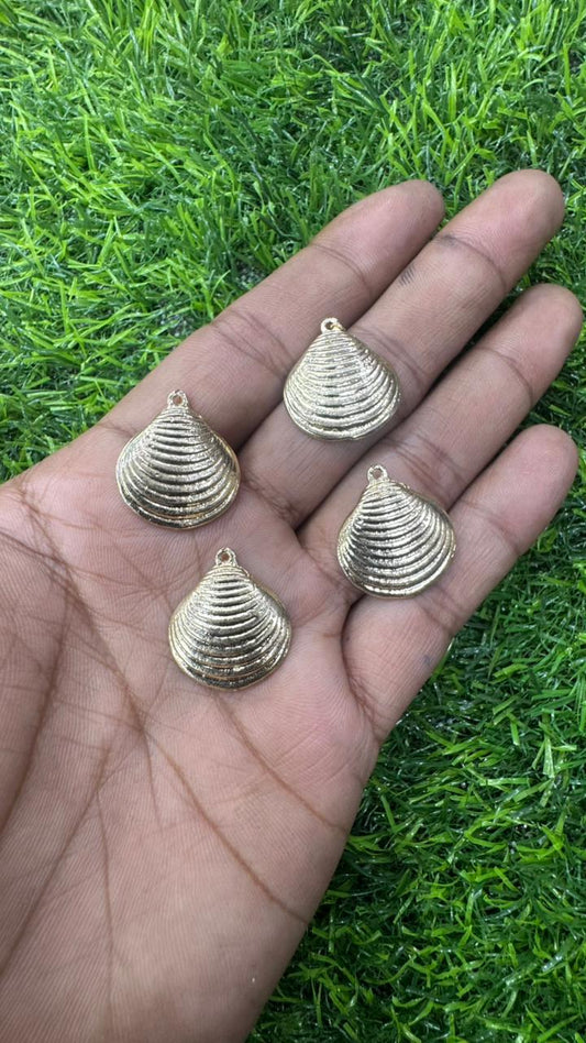 Shiny Gold Seashell Charms - Pack of 5