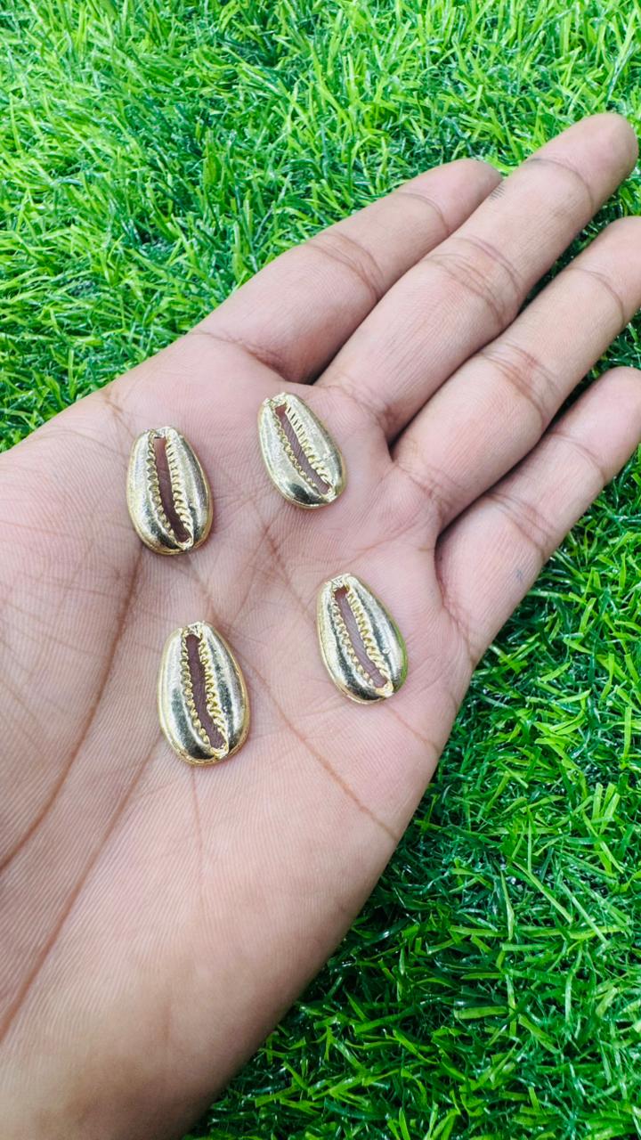 Unique Gold Plated Cowrie Charms (Pack of 5)