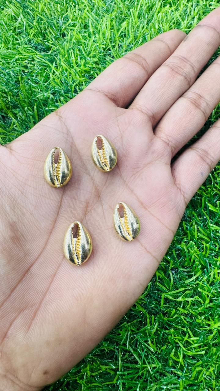 Unique Gold Plated Cowrie Charms (Pack of 5)