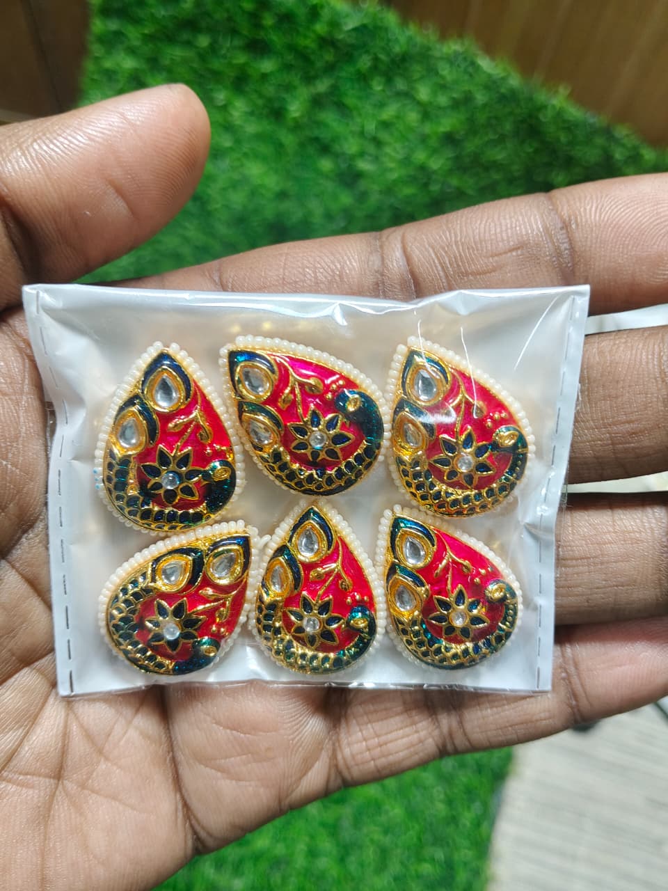 Kundan Enamel Tear Drop Beads – (Pack of 6)