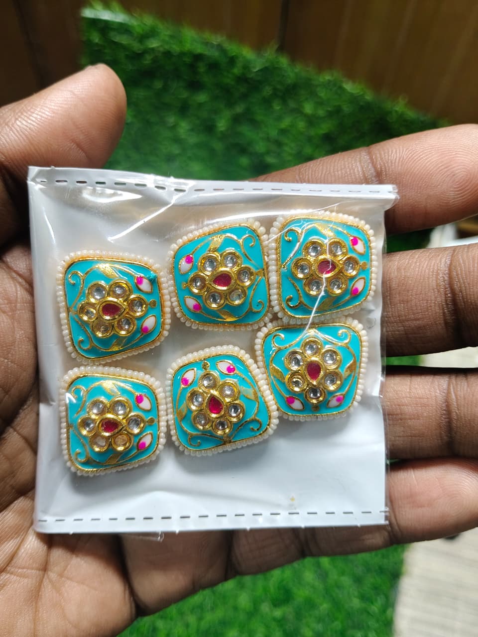 Green Kundan Enamel Designer Beads – (Pack of 6)