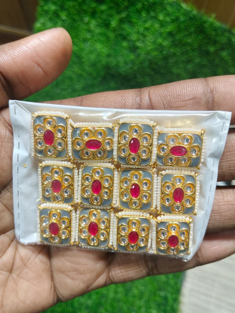 Grey Kundan Stone Beads for Jewelry Making and Craft Work - (Pack Of 12)