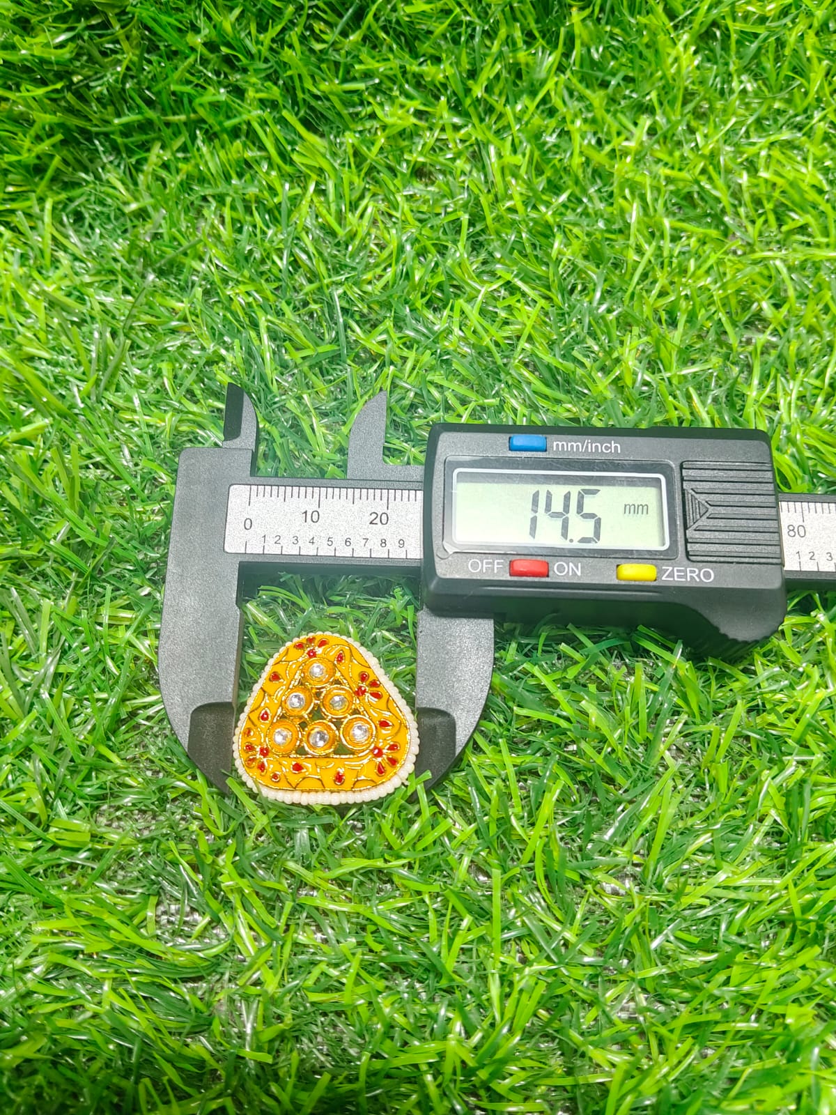 Yellow Triangle Kundan Beads for Jewelry Making and Crafting - (Pack Of 6)