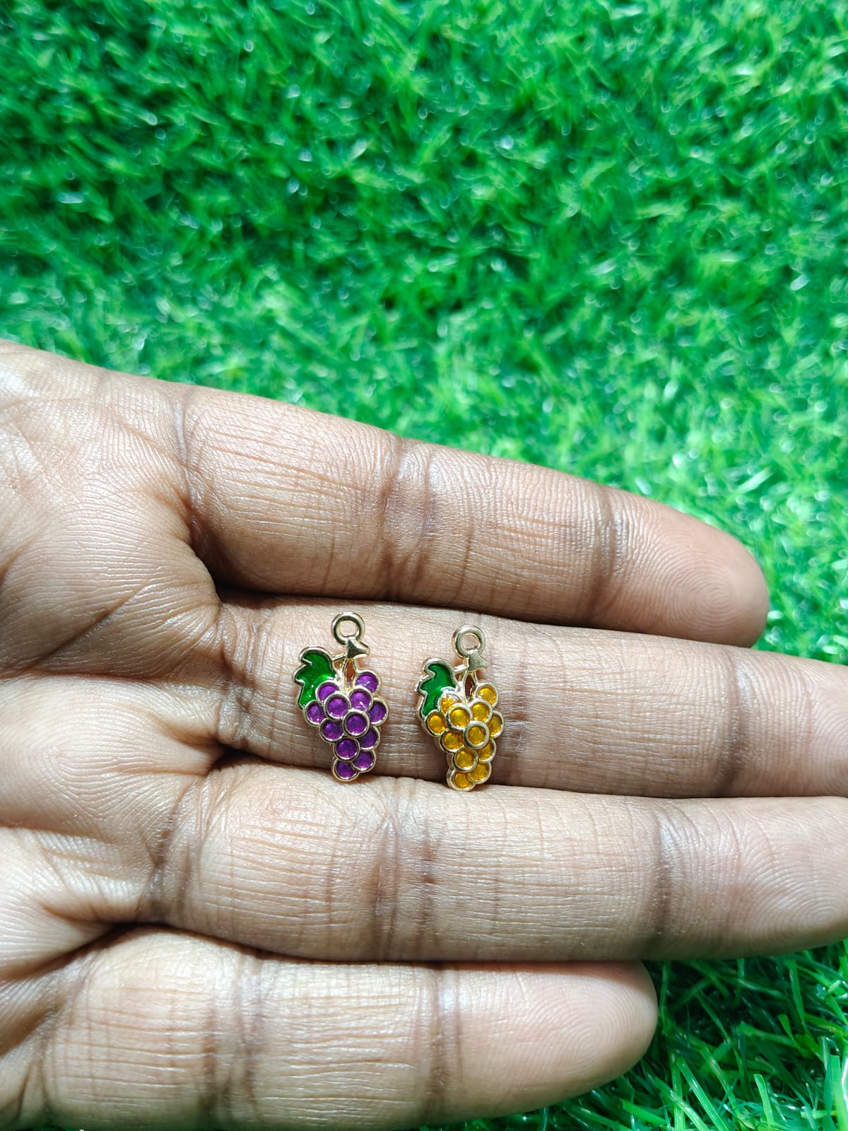 NAGNESHI Grape Bunch Enamel Charms – Gold-Tone Fruit Pendants for Jewelry Making – DIY Wine Lover Bracelets, Summer Earrings, & Keychain