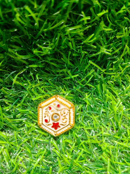 Kundan Enamel Hexagon Beads – (Pack of 12)
