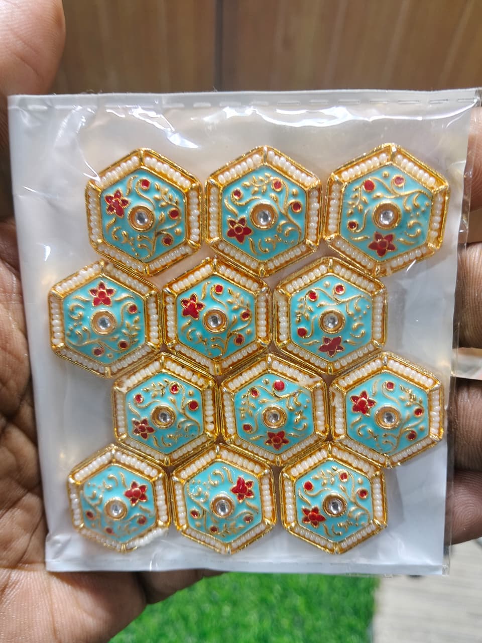 Kundan Enamel Hexagon Beads – (Pack of 12)